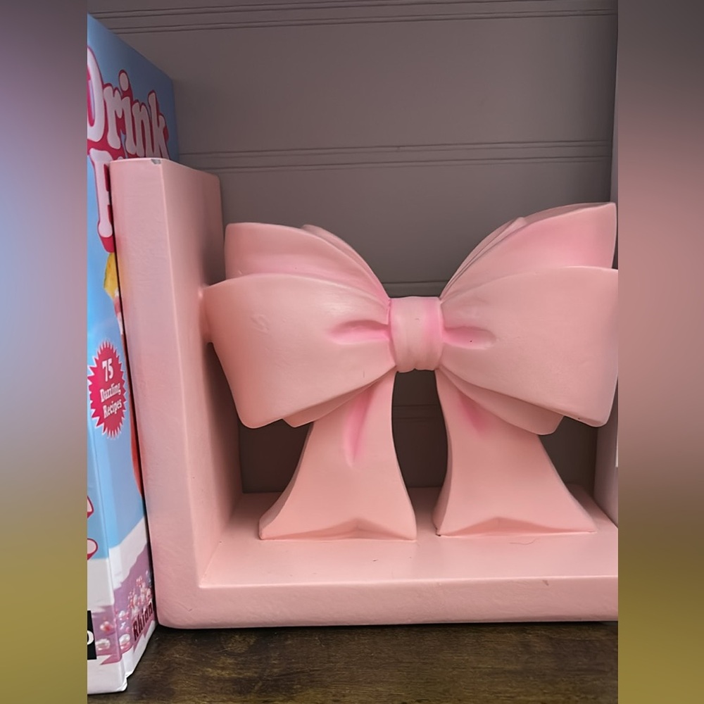 Pink Bow bookends